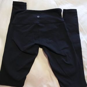 Lululemon black leggings
